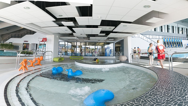 Photo de l’espace aquatique Linaë, centre utilisant la technologie AirShaper